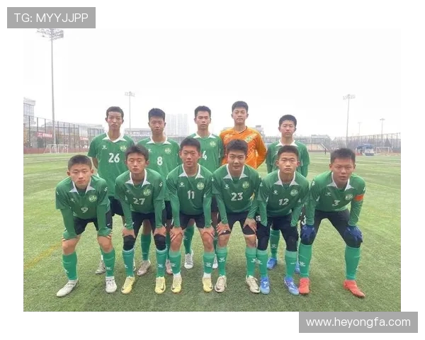 成都足球队以69分稳居锦标赛积分榜首位展现强劲实力