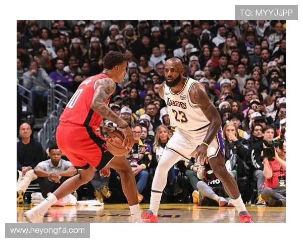 2017年12月4日火箭队与湖人队激战回顾及精彩瞬间分析